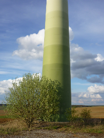 Turm einer Windenergie-Anlage
